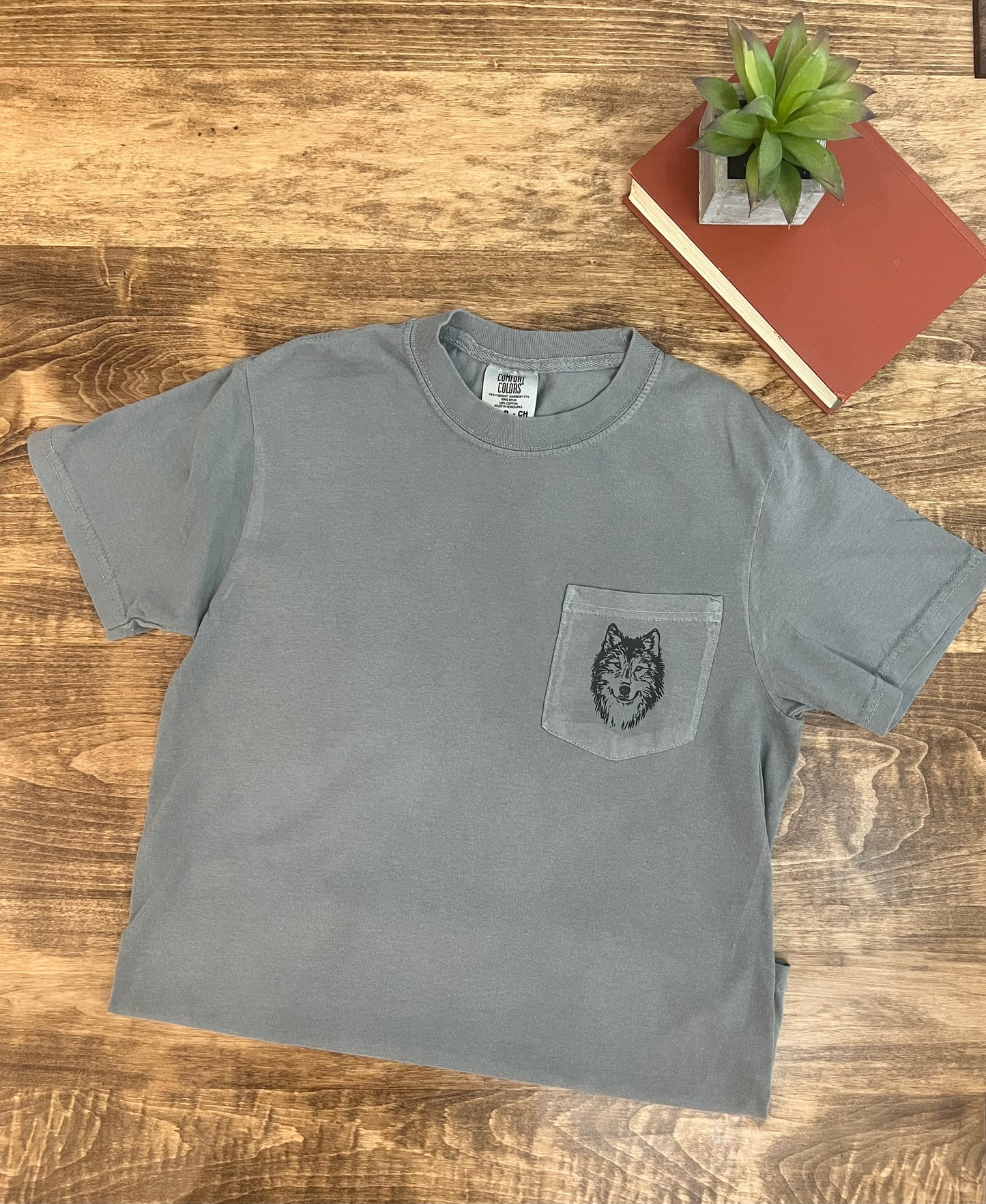 Wolf Pocket Tee